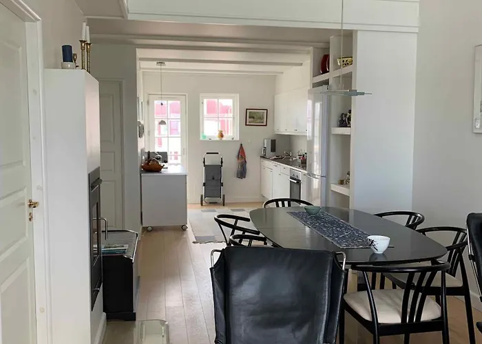 Daire By The Sea And Family Friendly